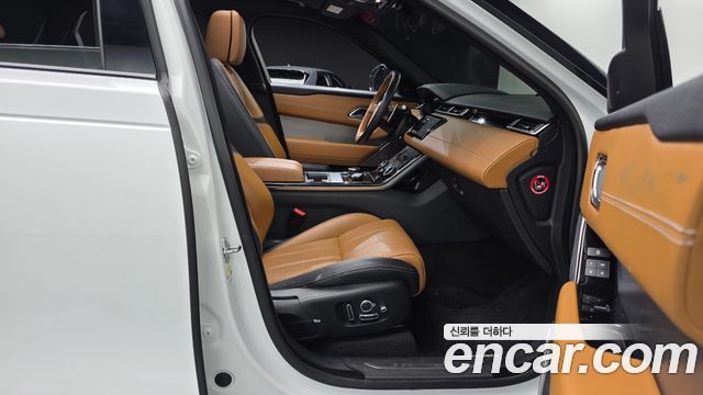 Land Rover Range Rover Velar 3.0 D300 R-Dynamic HSE 2019 — фото 26