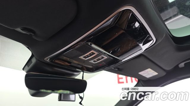 Land Rover Range Rover Velar 3.0 D300 R-Dynamic HSE 2019 — фото 27