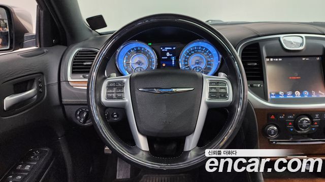 Chrysler 300C 3.6 AWD 2014 — фото 13