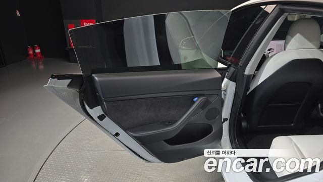 Tesla Model 3 Long Range AWD 2022 — фото 25