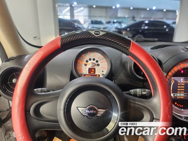 MINI Cooper D Countryman SE 1st 2014 — фото 11