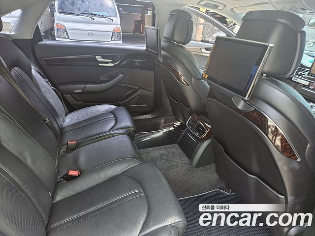 Audi A8 50 TDI Quattro LWB D4 2015 — фото 16