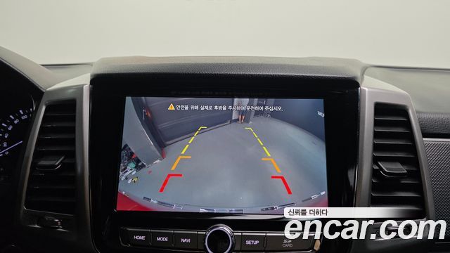 KG Mobility (SsangYong) Rexton Sports Khan Diesel 2.2 4WD Professional S (5-Link) 2019 — фото 17