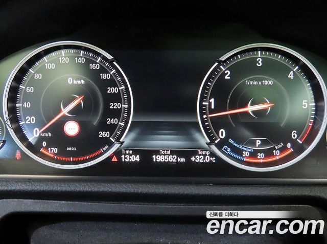 BMW 5 Series GT (F07) GT 30d xDrive 2014 — фото 9