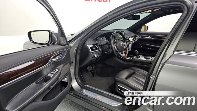 BMW 7 Series (G11) 730Ld xDrive 2016 — фото 10