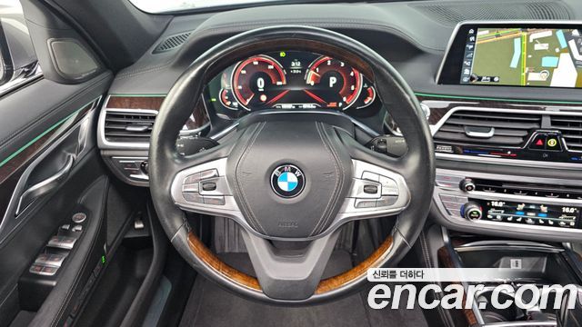 BMW 7 Series (G11) 730Ld xDrive 2016 — фото 14