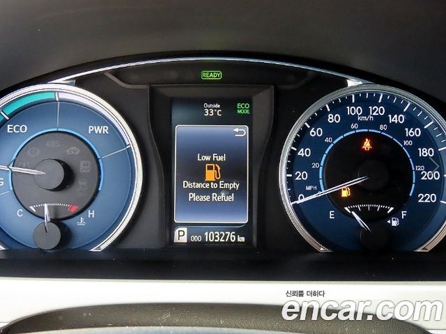 Toyota Camry Hybrid XLE 2017 — фото 9