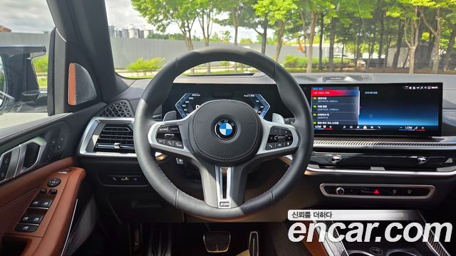 BMW X5 (G05) M60i 2025 — фото 17