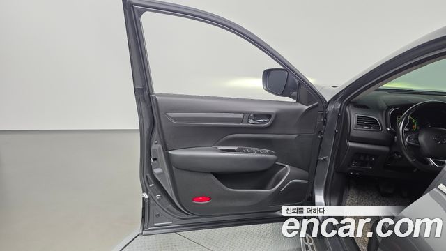 Renault Korea QM6 2.0 LPe LE 2WD 2023 — фото 24