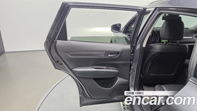 Renault Korea QM6 2.0 LPe LE 2WD 2023 — фото 25