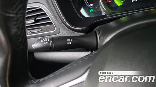 Renault Korea QM6 2.0 LPe LE 2WD 2023 — фото 29