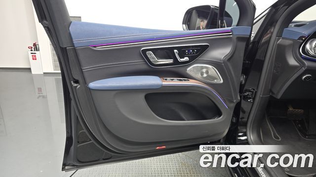 Mercedes-Benz EQS SUV (X296) EQS580 4MATIC 2023 — фото 24