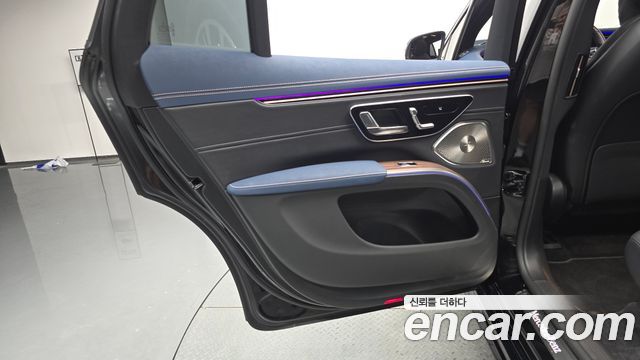 Mercedes-Benz EQS SUV (X296) EQS580 4MATIC 2023 — фото 25