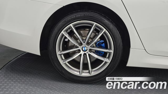 BMW 5 Series (G30) 520d M Sport package 2017 — фото 5