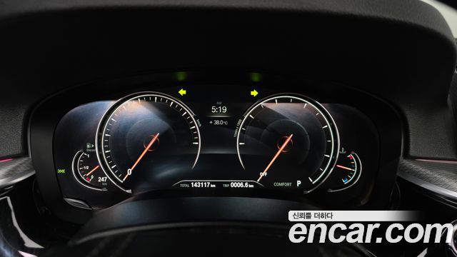 BMW 5 Series (G30) 520d M Sport package 2017 — фото 8