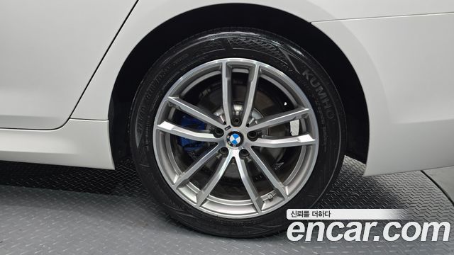 BMW 5 Series (G30) 520d M Sport package 2017 — фото 21
