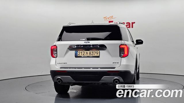 Ford Explorer (VI) 2.3 LimIted 4WD 2022 — фото 4