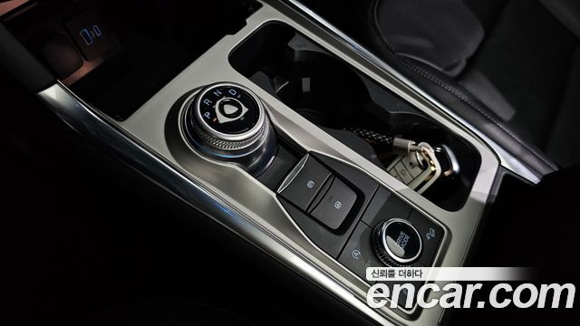 Ford Explorer (VI) 2.3 LimIted 4WD 2022 — фото 9