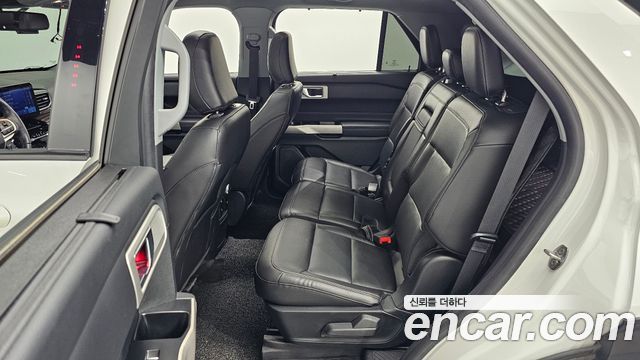 Ford Explorer (VI) 2.3 LimIted 4WD 2022 — фото 12