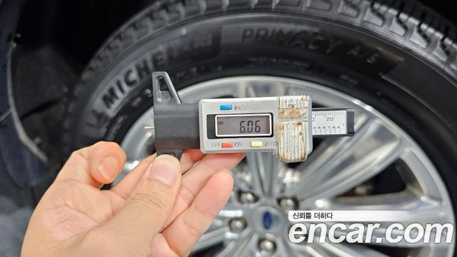 Ford Explorer (VI) 2.3 LimIted 4WD 2022 — фото 27