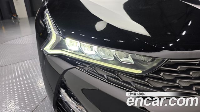 Kia K5 (III) 2.0 Noblesse 2021 — фото 22