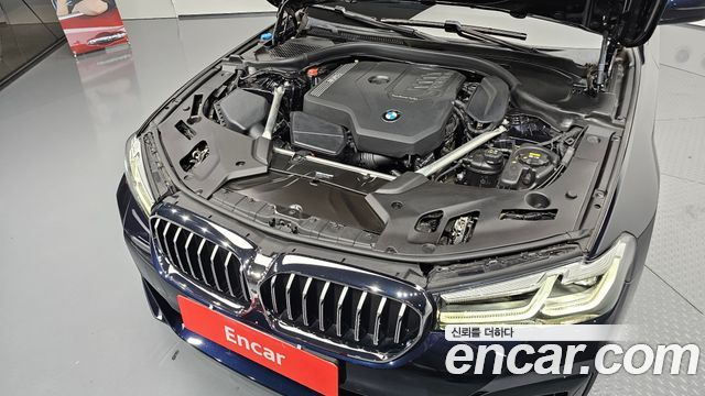 BMW 5 Series (G30) 520i M Sport 2023 — фото 6