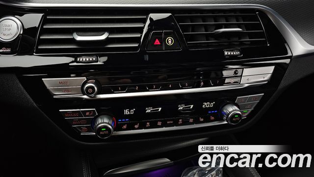 BMW 5 Series (G30) 520i M Sport 2023 — фото 20