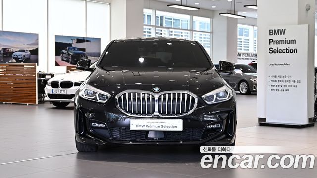 BMW 1 Series (F40) 120i M Sports 2023 — фото 2