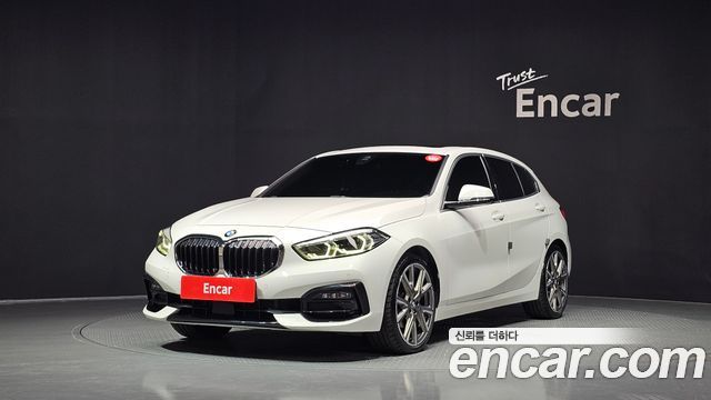 BMW 1 Series (F40) 118d Sport