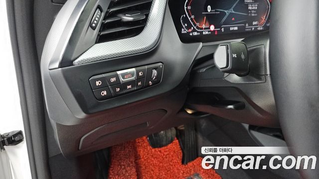 BMW 1 Series (F40) 118d Sport 2021 — фото 19
