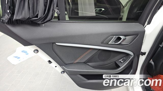 BMW 1 Series (F40) 118d Sport 2021 — фото 25