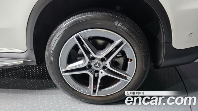 Mercedes-Benz GLC-Class (X253) GLC300e 4MATIC Coupe 2021 — фото 21