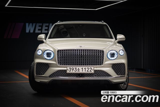 Bentley Bentayga 4.0 V8 Atelier Edition 2025 — фото 3