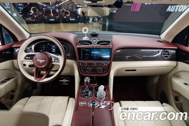 Bentley Bentayga 4.0 V8 Atelier Edition 2025 — фото 5