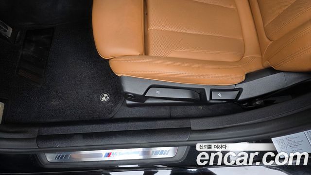 BMW i4 eDrive40 M Sports 2022 — фото 31