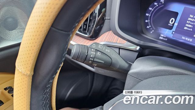 Volvo V60 Cross Country (II) B5 Ultimate AWD 2023 — фото 29