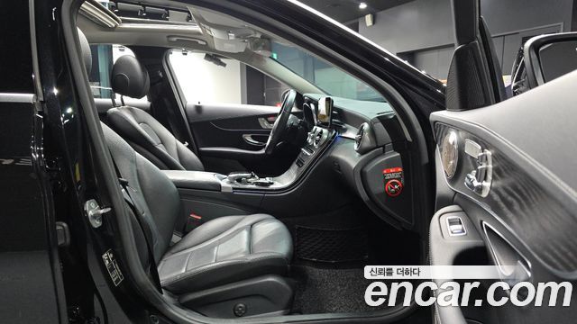 Mercedes-Benz C-Class (W205) C220 d 4MATIC Exclusive 2019 — фото 26