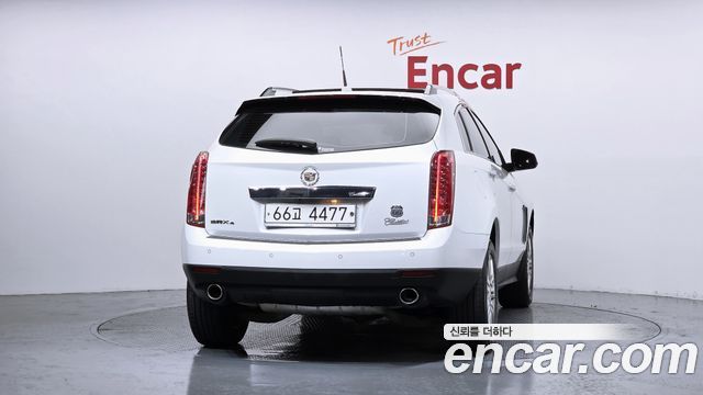 Cadillac SRX 3.0 Luxury 2015 — фото 4