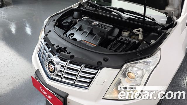 Cadillac SRX 3.0 Luxury 2015 — фото 6