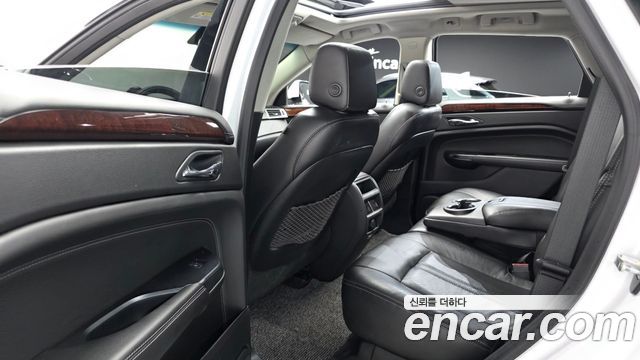 Cadillac SRX 3.0 Luxury 2015 — фото 15