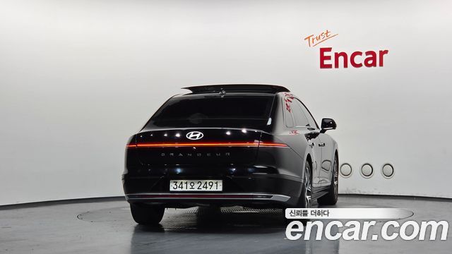 Hyundai Grandeur (GN7) 3.5 LPG 2WD Exclusive 2023 — фото 4