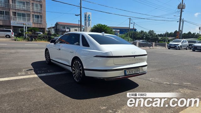 Hyundai Grandeur Hybrid (GN7) Calligraphy 2023 — фото 4