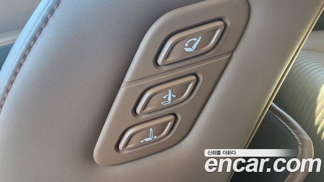 Hyundai Grandeur Hybrid (GN7) Calligraphy 2023 — фото 19