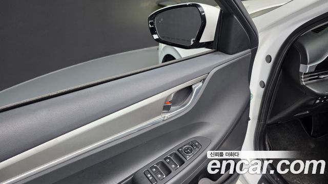 Hyundai Grandeur (IG) 2.5 Premium 2021 — фото 27
