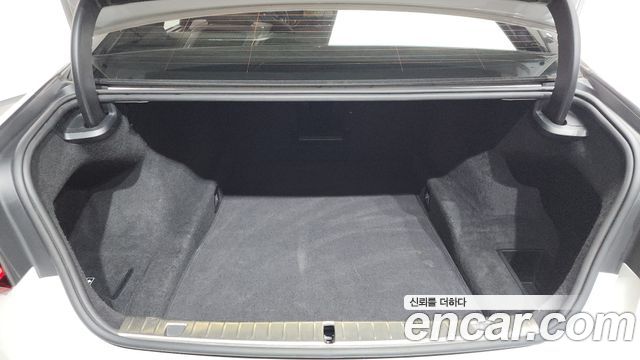 BMW 7 Series (G11) 740i M Sport 2021 — фото 19