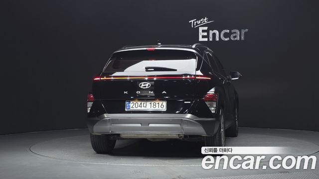 Hyundai Kona (SX2) Gasoline 1.6 Turbo 4WD Premium 2023 — фото 4
