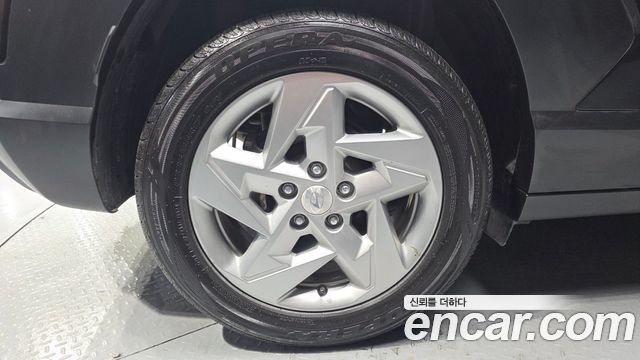 Hyundai Kona (SX2) Gasoline 1.6 Turbo 4WD Premium 2023 — фото 5