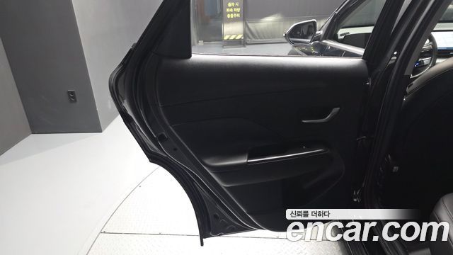 Hyundai Kona (SX2) Gasoline 1.6 Turbo 4WD Premium 2023 — фото 25
