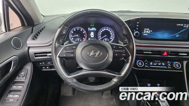 Hyundai Sonata (DN8) 2.0 Premium Plus 2022 — фото 17