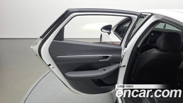 Hyundai Sonata (DN8) 2.0 Premium Plus 2022 — фото 31
